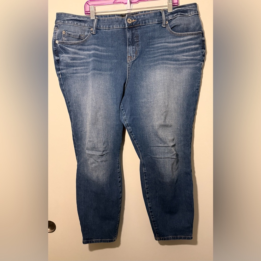 Pre-Loved Torrid Blue Skinny Leg High Rise Jeans Size: 22R